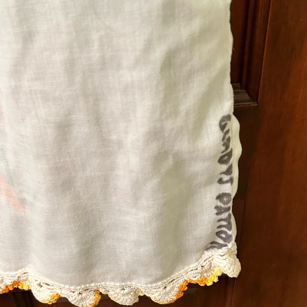 VTG Butterfly embroidered pillow case with crochet edge. Queen size - Picture 5 of 6
